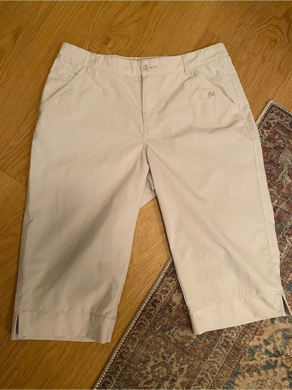 Columbia Sportswear Women's Size 10 Capris Beige Gorpcore Hiking